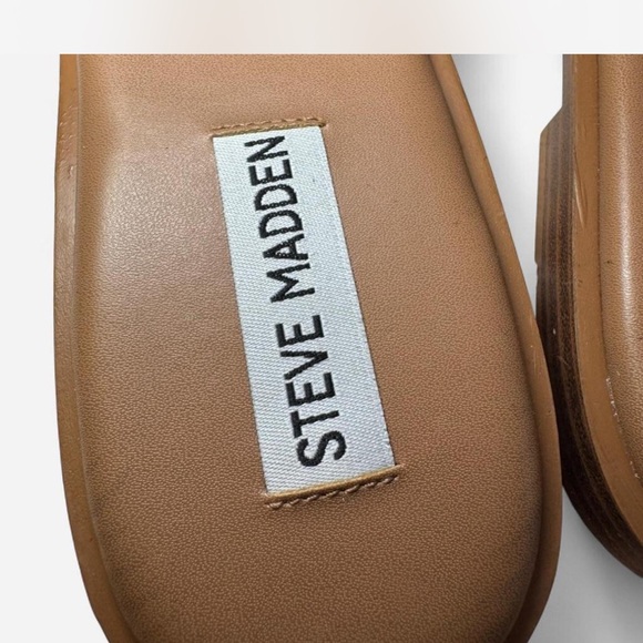 Steve Madden Women's Limitt Textured Slide Flat Sandals Black - Picture 6 of 7